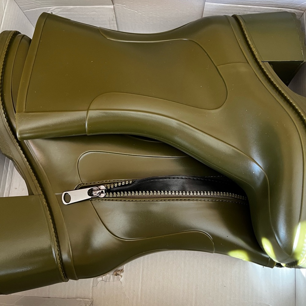 Olive Green Ankle Boots with Zipper